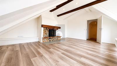 HELLES MODERNES DACHGESCHOSS MIT KAMIN - Etagenwohnung Offenburg Elgersweier | Angebot:27152298