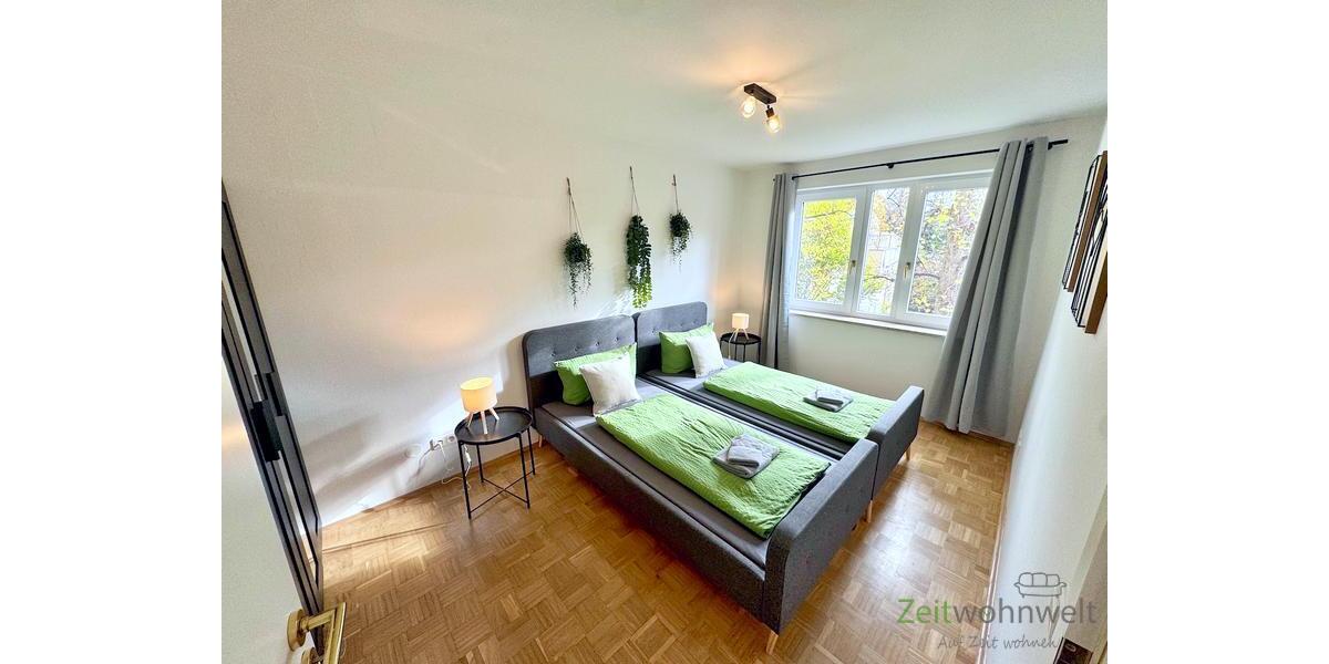 Blick ins Schlafzimmer