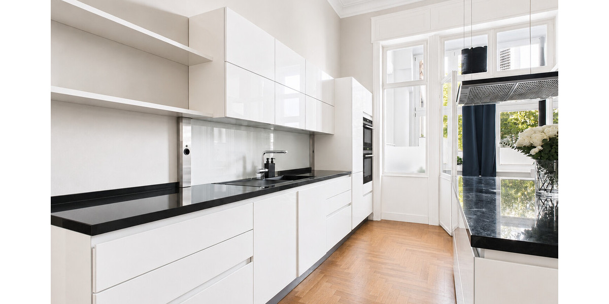 Exklusive 4-Zimmer-Wohnung in Bestlage Frankfurts – sonniger Balkon, Designerküche & Skylineblick - Etagenwohnung Frankfurt am Main / Westend-Süd Süd | Angebot:27291696