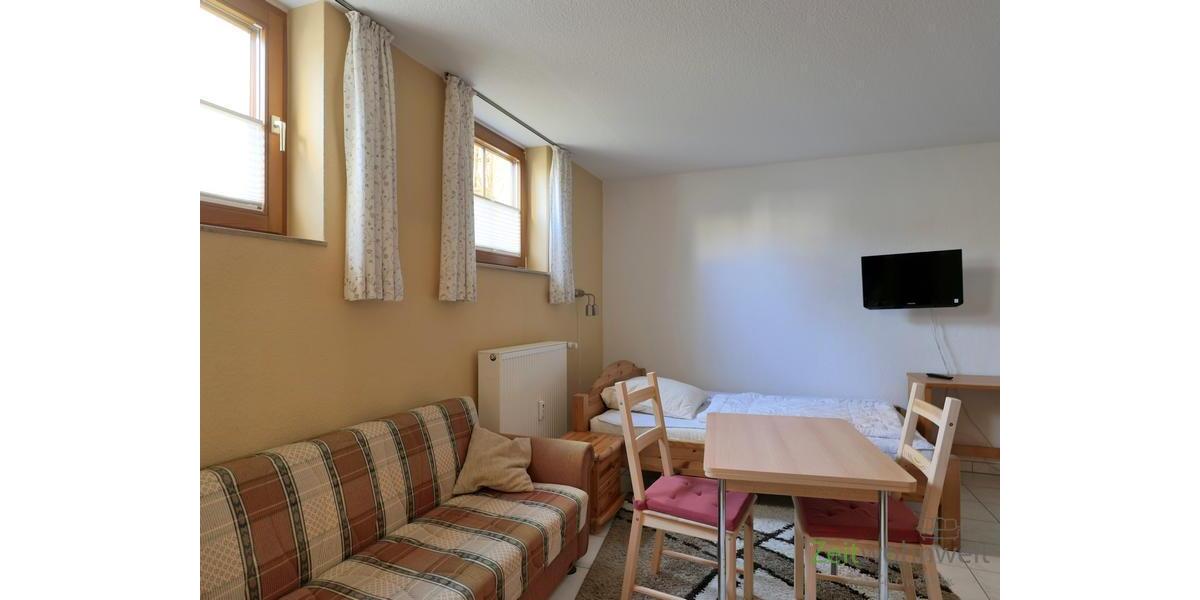 TV an der Wand
