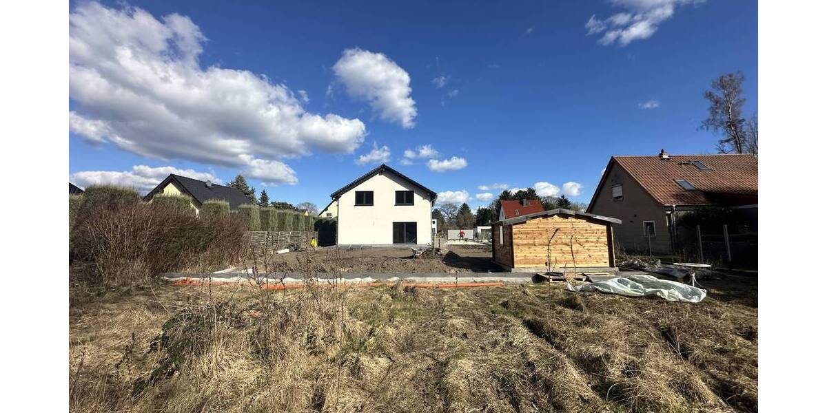 Grundstück von Westen