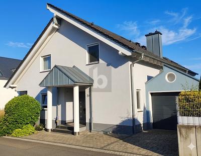 LUXURIÖSES DOMIZIL IN BEGEHRTER LAGE - Einfamilienhaus Hanau Kesselstadt | Angebot:26872765