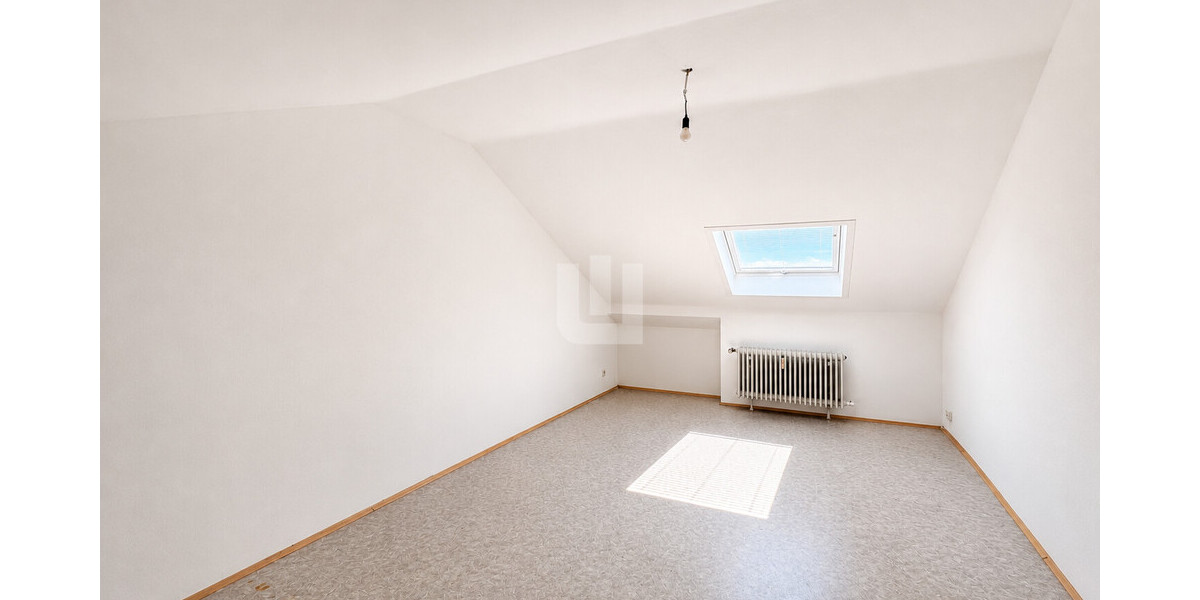 Studiozimmer 1 im DG 