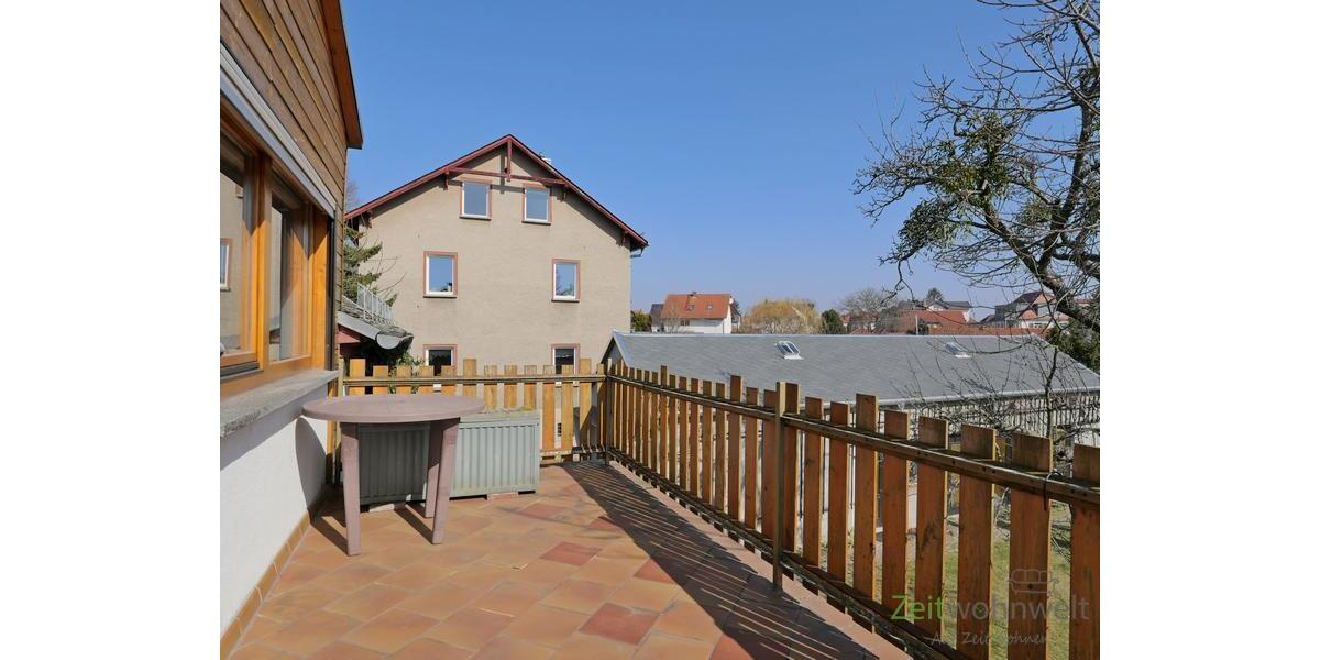 sonniger Balkon im Februar