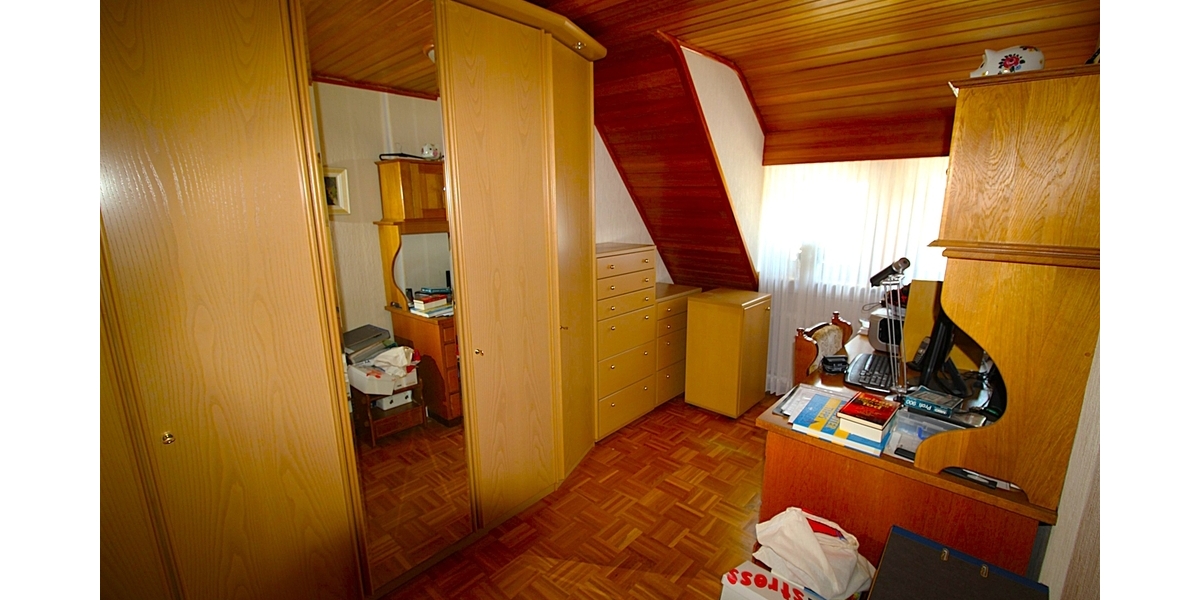 Erstes Zimmer OG