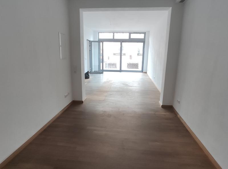 Warten / Empfang + Bar Bild 5