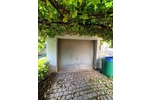 Vielseitiges Zweifamilienhaus mit Gewerbemöglichkeit, zahlreichen Stellplätzen u. idyllischem Garten - Mehrfamilienhaus, Wohnhaus Friedelhausen Friedelhausen | Angebot:27131029