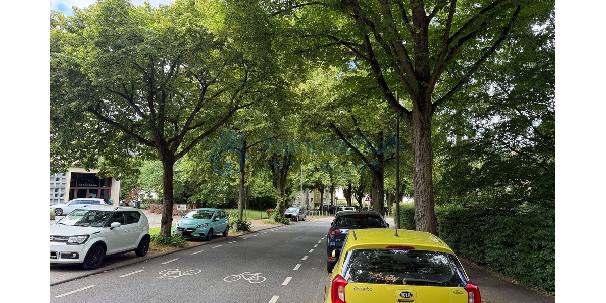 Straßenansicht