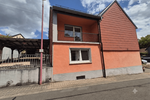 Reserviert-EFH mit Anbau, 2 Garagen & mehreren Stellplätzen – Renovierungsobjekt mit viel Potenzial für den schmalen Geldbeutel - Einfamilienhaus Gries | Angebot:27179286