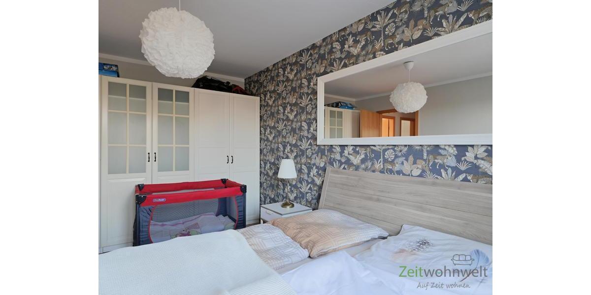 Kleiderschrank im Schlafzimmer