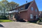 Interessantes Wohnhaus mit 2 Wohnungen, Nebengebäude und Grünland - Einfamilienhaus Stolzenau | Angebot:26757283