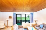 Gepflegtes Dachgeschoss mit Blick ins Grüne und Wohlfühlambiente - Dachgeschoßwohnung Neukirchen beim Heiligen Blut | Angebot:26770275