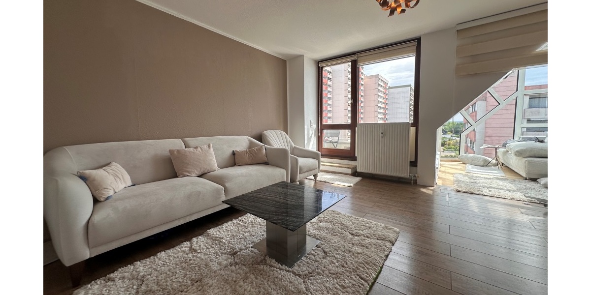Studio mit Blick zum Balkon