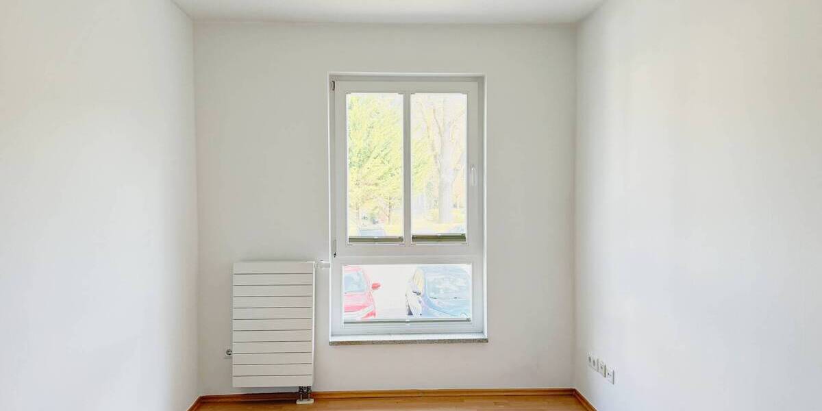 2. Schlafzimmer (10qm)