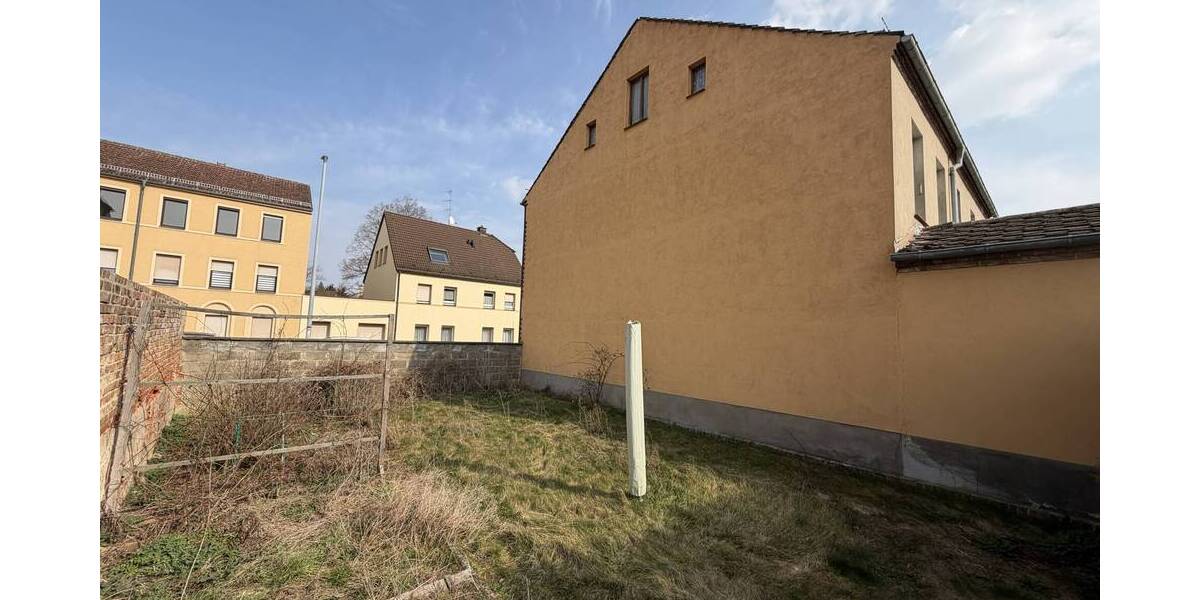 Anbaumöglichkeit zum Haus
