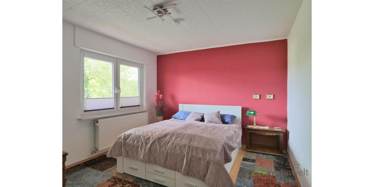 Blick ins Schlafzimmer