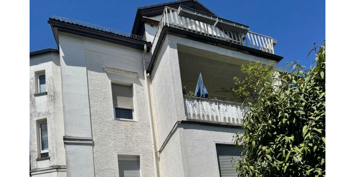2 Stadt-Wohnungen mit Balkon in historischem Haus zum Selbstbezug und Kapitalanlage - Etagenwohnung Oberursel | Angebot:27230369